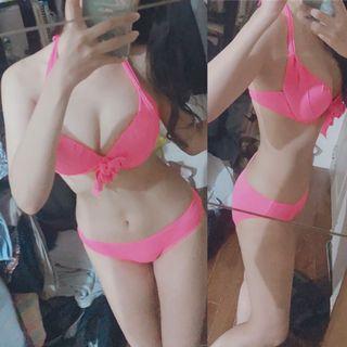 👙粉紅螢光色比基尼亮粉色bikini泳衣泳裝成套式比基尼粉紅色爆乳厚墊比基尼bra