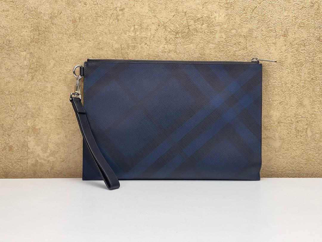 Burberry blue purse deals