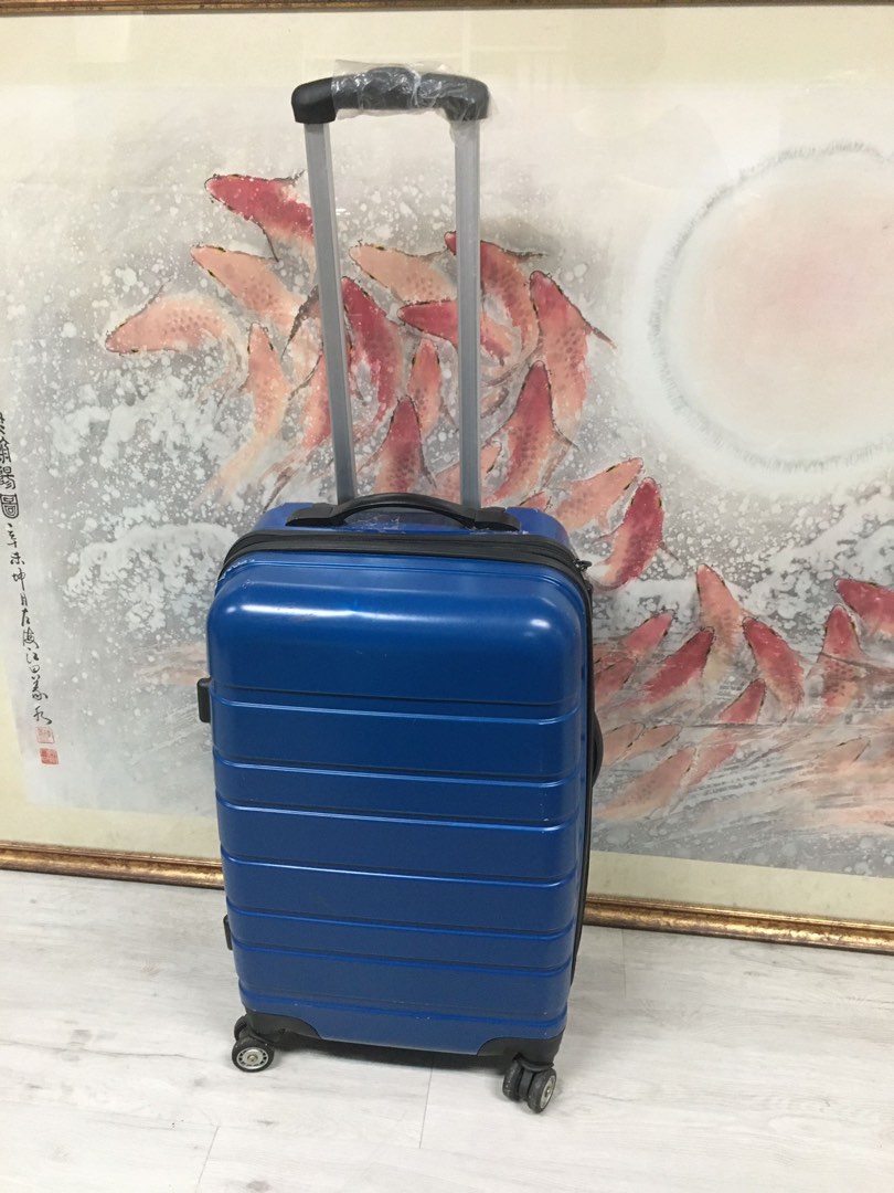 hard cabin suitcase