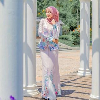 (Category: ) located in . Submitted by ayrazia (Listing ID 1187582665, Image 1). Description: .