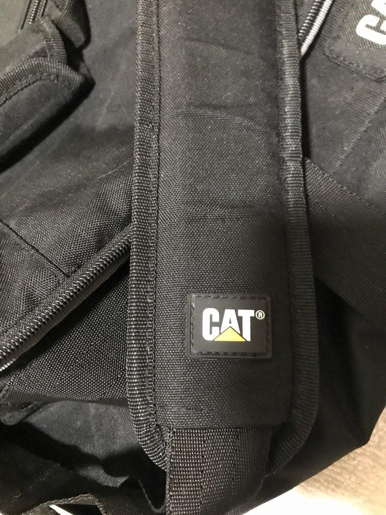 Caterpillar Travel Bag 20, Hobbies & Toys, Travel, Travel Essentials