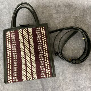 （分類：）位於 。 由 monwwww 提交（商品編號 1187592557，圖片 1）。簡介： 。