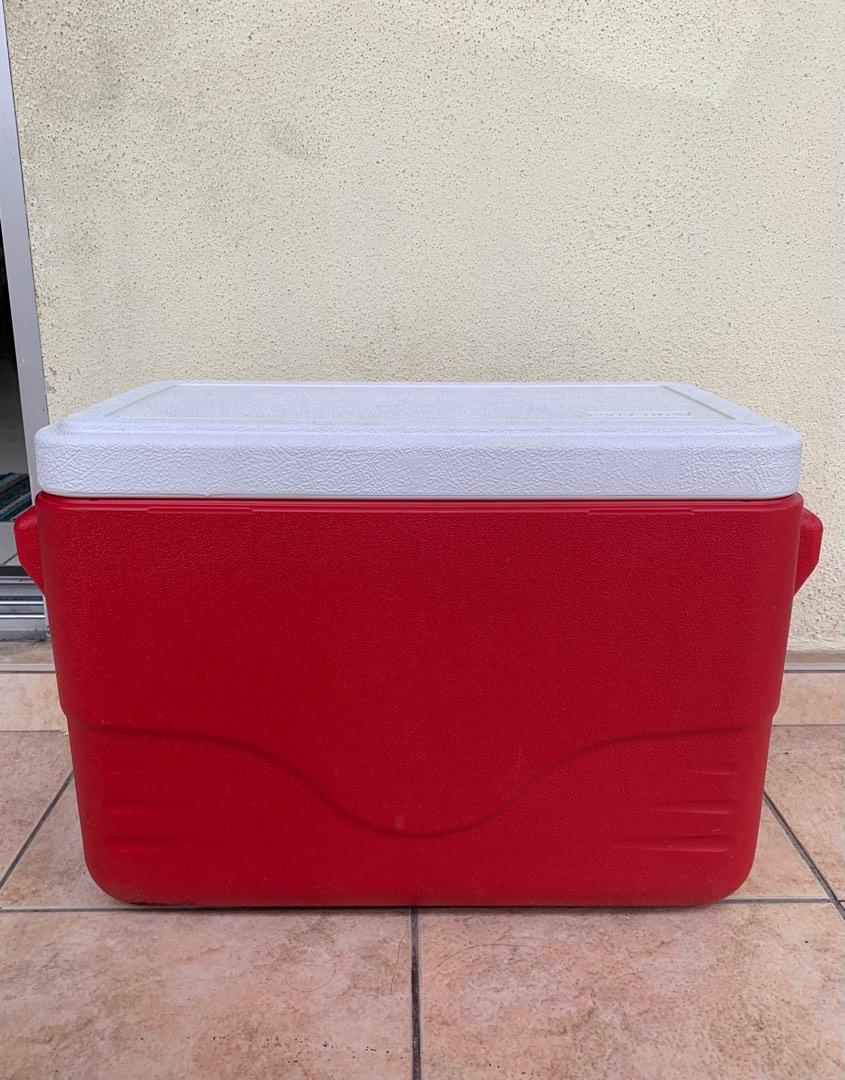 Coleman Cooler Box, Sports Equipment, Hiking & Camping on Carousell