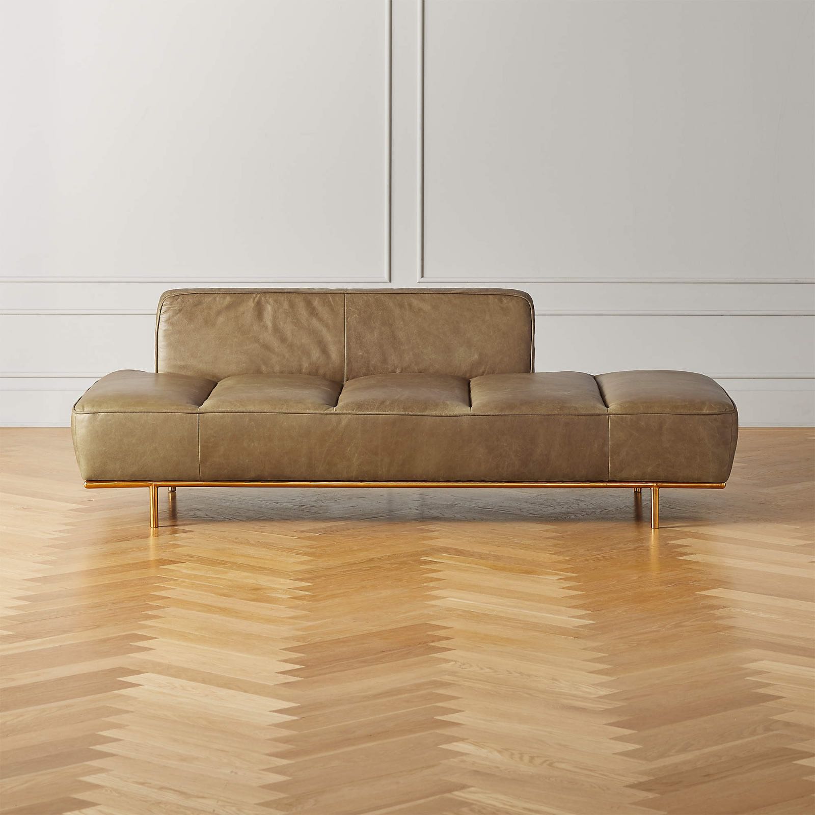 Crate & Barrel Daybed Sofa (3seater, low back rest, buffalo leather