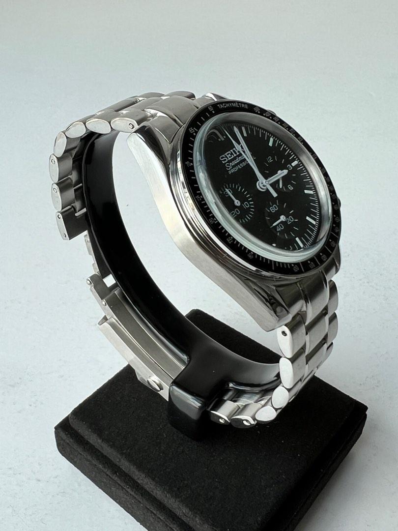 Custom Seiko Mod Quartz Chrono MoonSwatch Speedmaster, Men's Fashion,  Watches & Accessories, Watches on Carousell