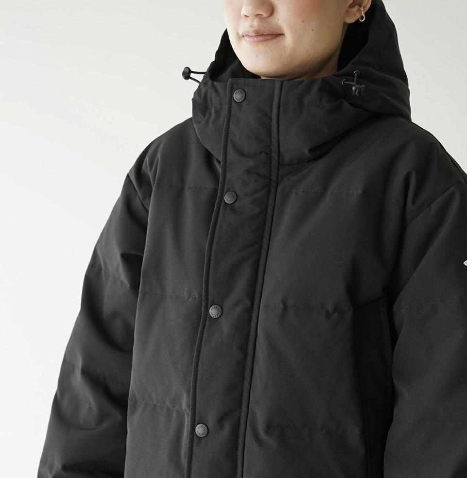 Danton down hooded Jacket, 女裝, 外套及戶外衣服- Carousell