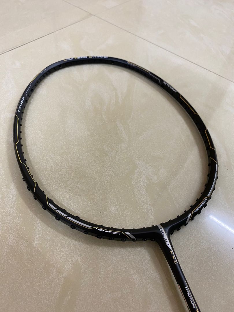 Felet 88 Titanium, Sports Equipment, Sports & Games, Racket & Ball