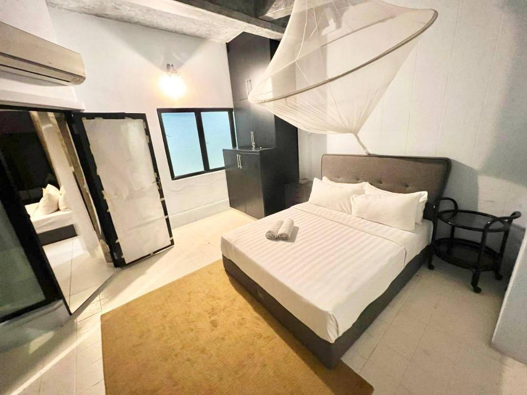 [Fully Renovated] 2 Storey SplitLevel Link House Taman Zoo View, Property, For Sale on Carousell