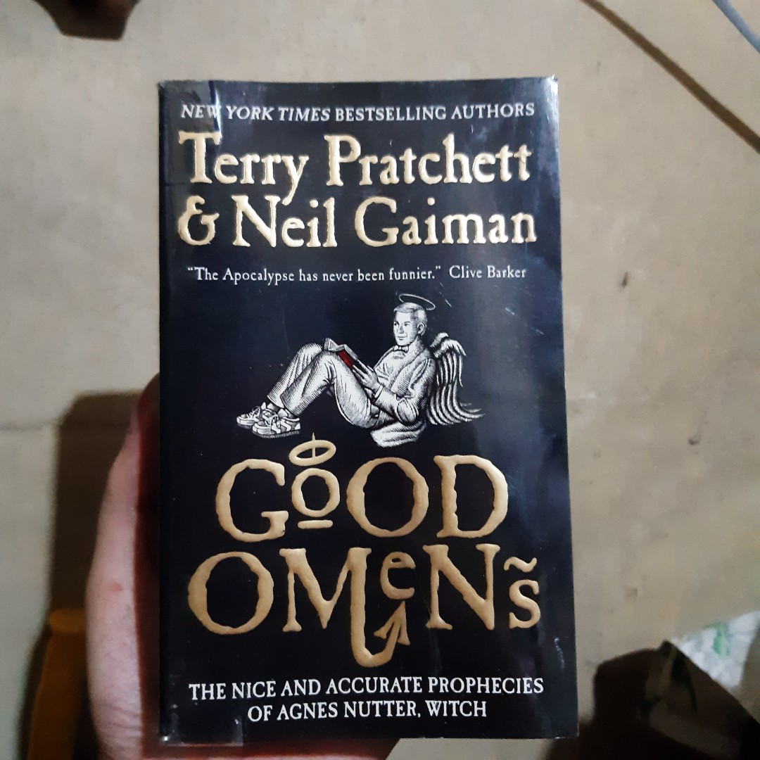 Good Omens By Terry Pratchett And Neil Gaiman Hobbies And Toys Books And Magazines Fiction And Non 3224