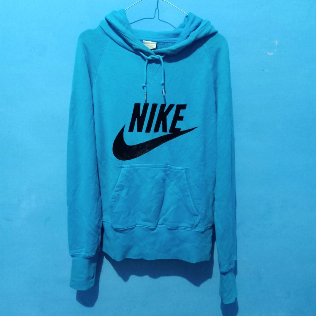 Blue nike velvet hoodie on sale