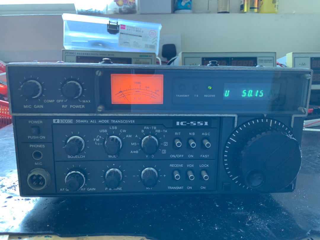 ICOM IC-551  50MHz トランシーバー ICOM IC-551 50NHz All mode Desktop transceiver F/S JAPAN