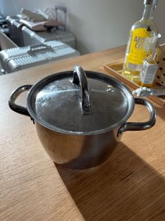 （分類：）位於 。 由 glauber 提交（商品編號 1187543168，圖片 1）。簡介： 。