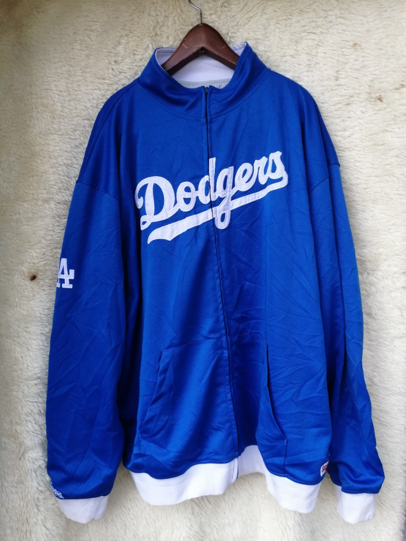 LA DODGERS BY STITCHES ATHLETICS GEAR, Men's Fashion, Coats, Jackets and  Outerwear on Carousell