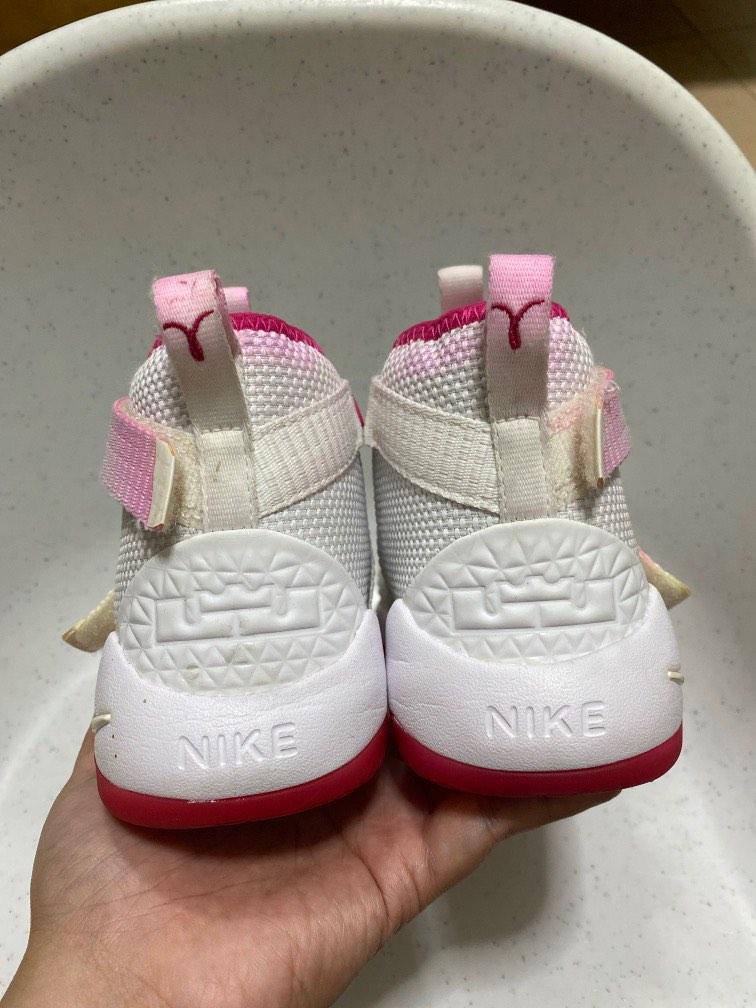 Lebron breast hot sale cancer shoes
