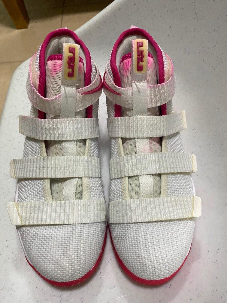 Lebron breast hot sale cancer shoes
