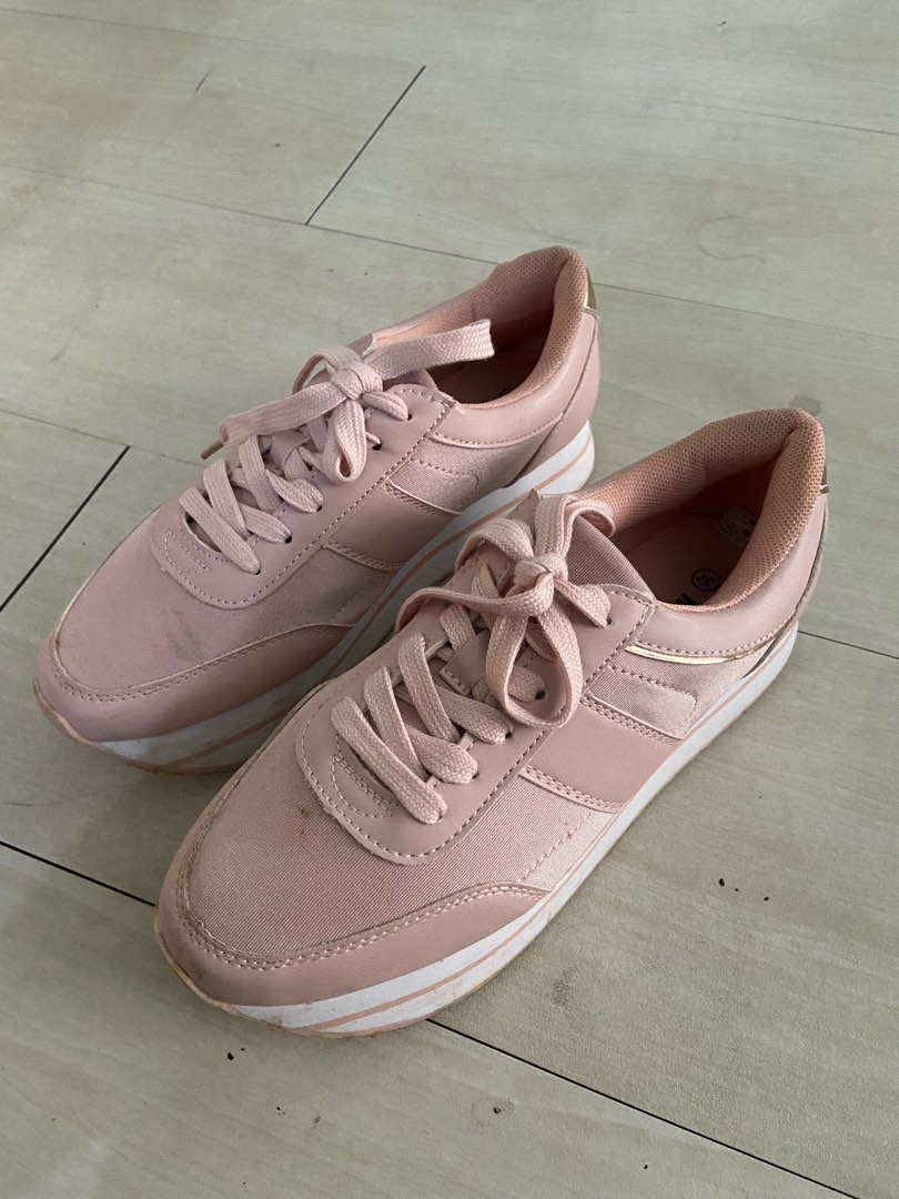 bright pink womens sneakers