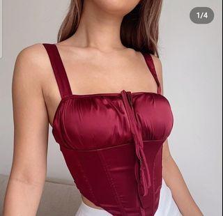 Louvre Satin Top in Red