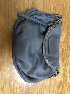 （分類：）位於 。 由 allaboutbagss 提交（商品編號 1187528243，圖片 1）。簡介： 。