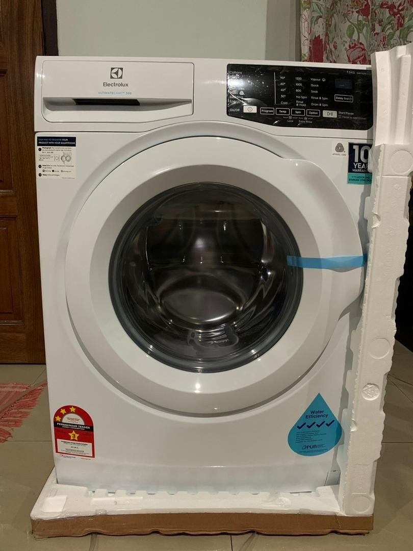 Mesin Basuh Electrolux 7.5KG Front Load Washing Machine Ansuran Mudah