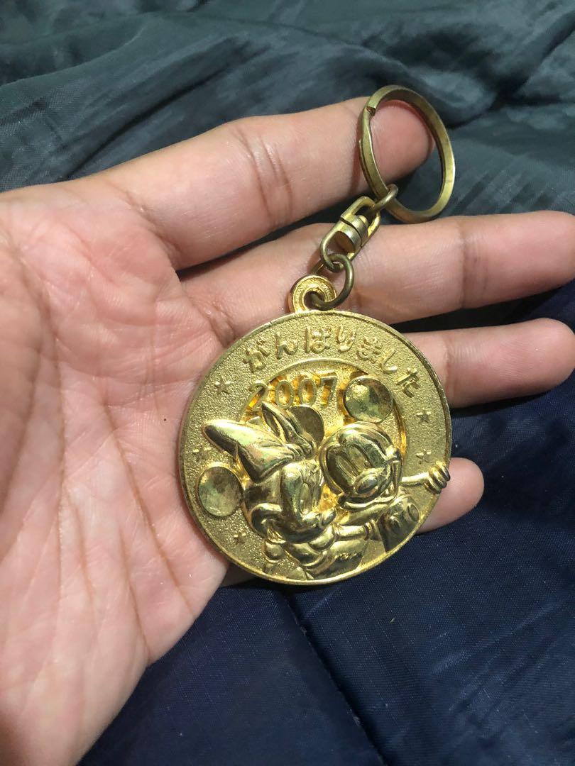 mickey-and-miney-mouse-disney-key-charm-medallion-hobbies-toys