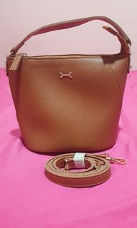 (Kategori: ) berada di . Dikirim oleh man808 (ID iklan 1187625750, Gambar 1). Deskripsi: .