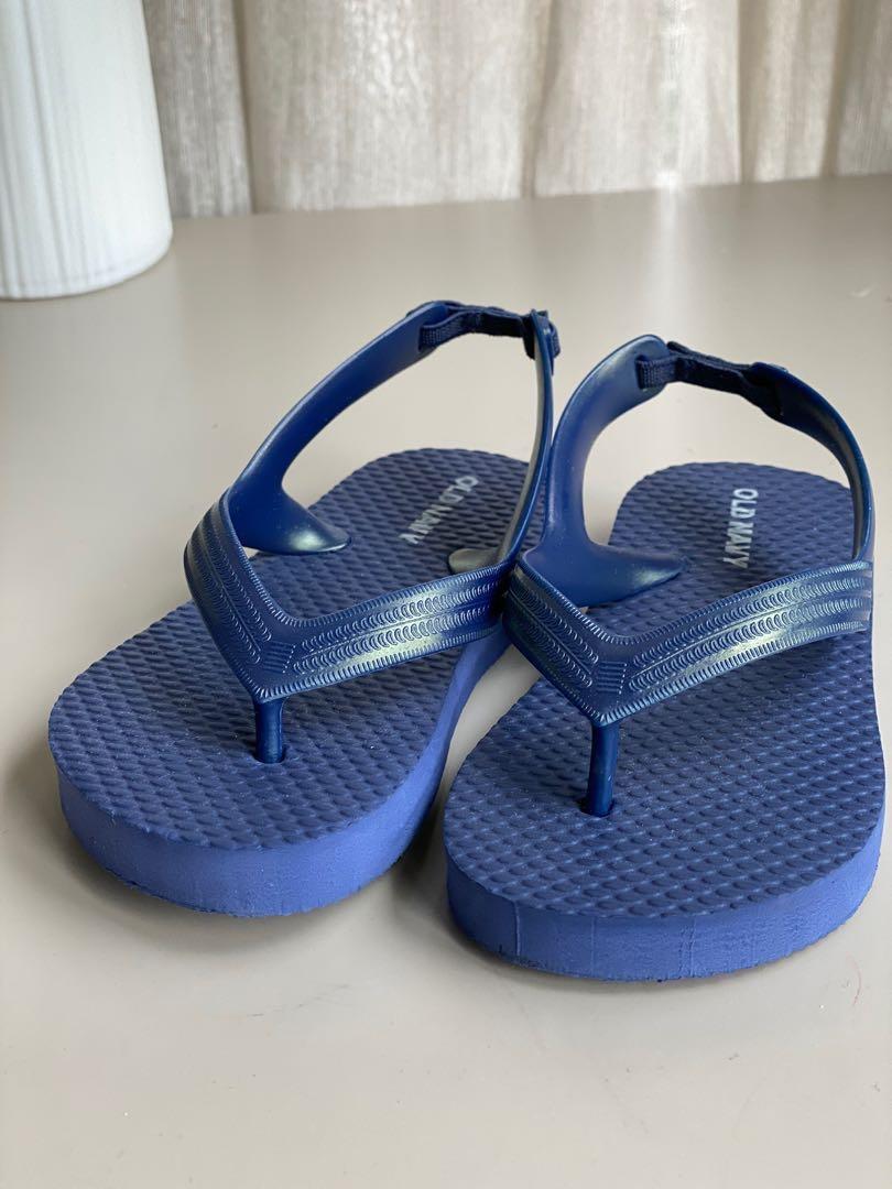 Old navy store kids sandals