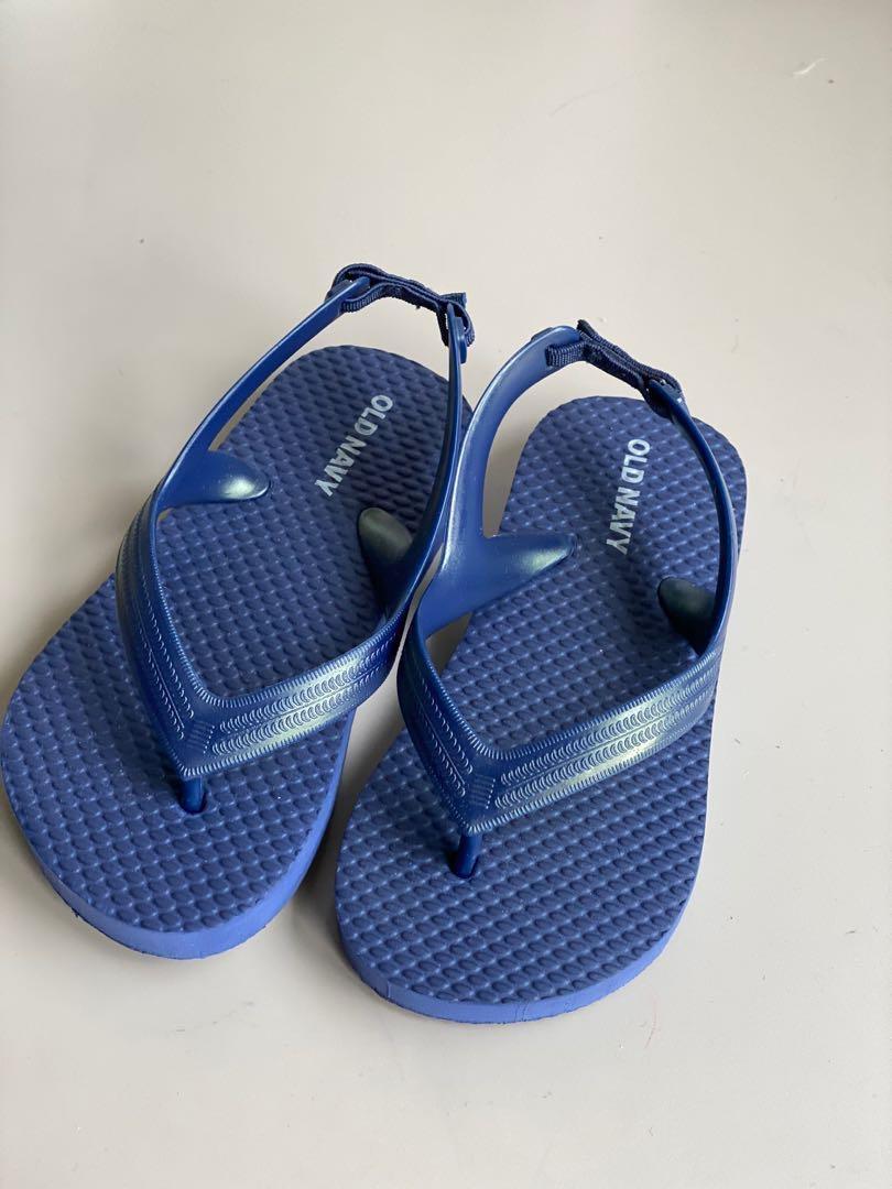 Old navy hotsell beach sandals