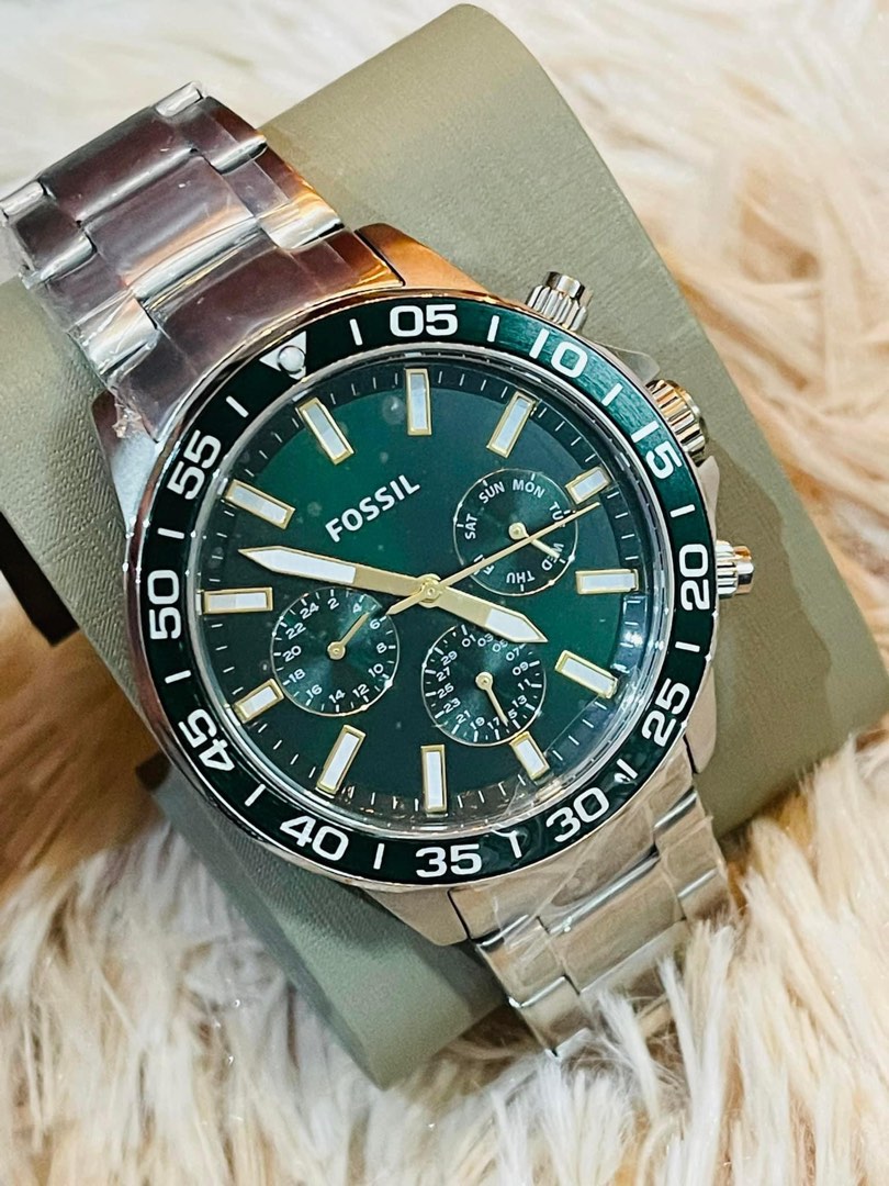 Green face fossil discount watch
