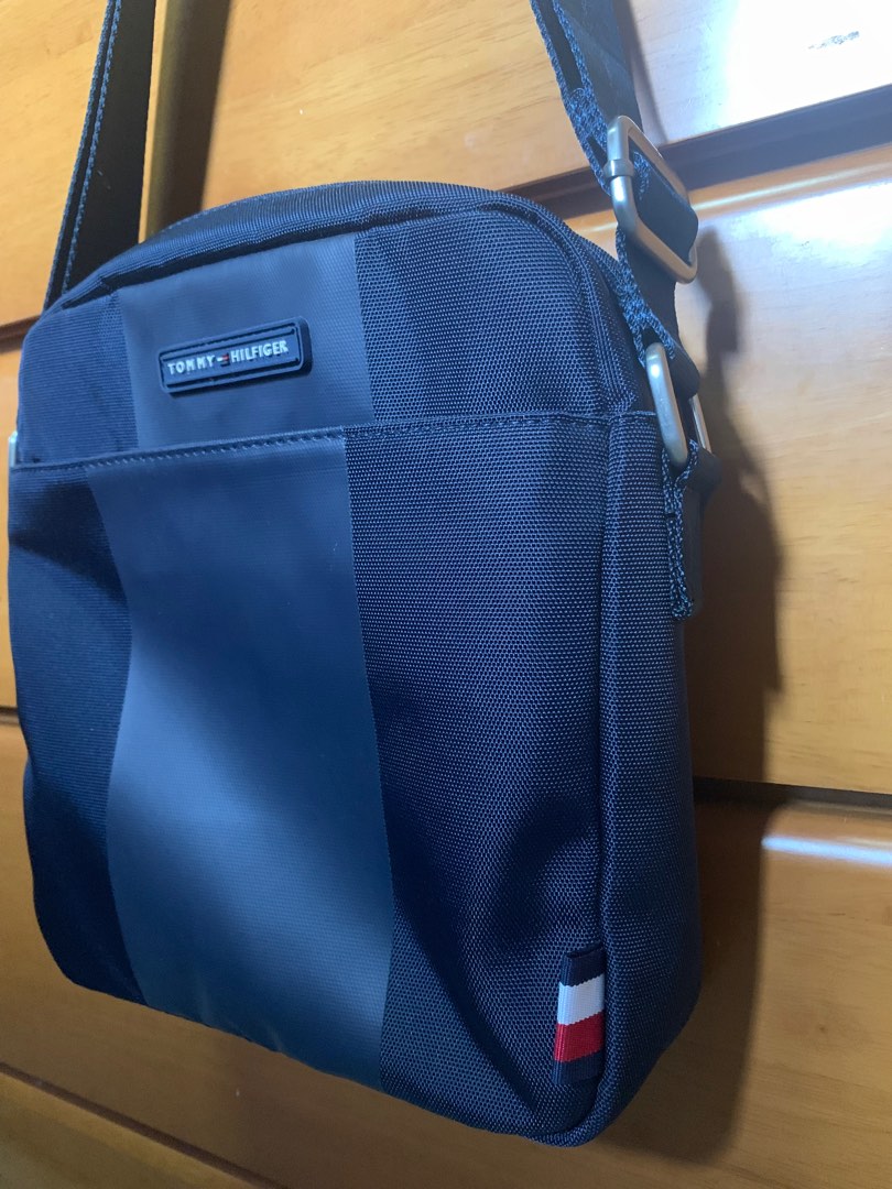Original Tommy Hilfiger Messenger Bag for Men (new with tag), Men's