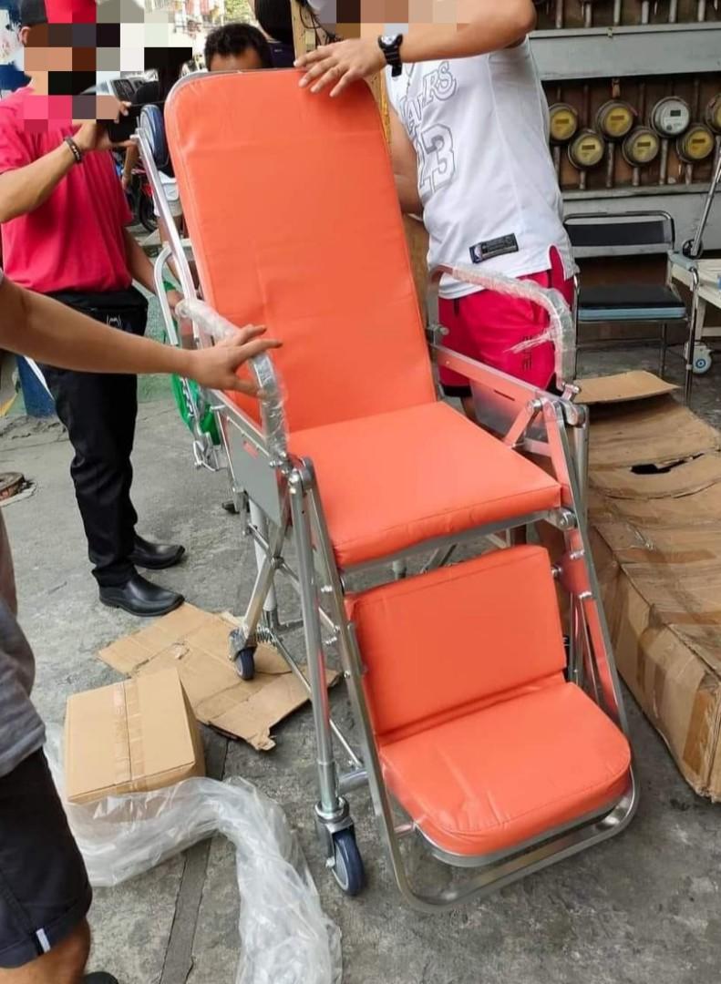 Reclining Ambulance Stretcher Bed, Health & Nutrition, Medical Supplies