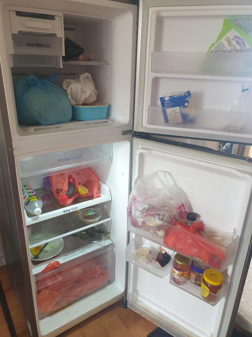 Samsung refrigerator energy saving 4 ticks, TV & Home Appliances