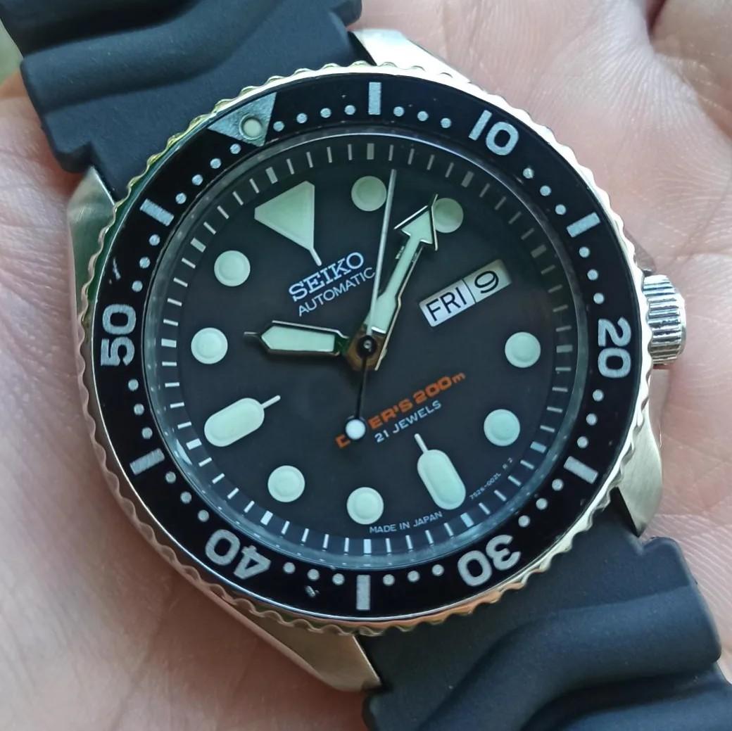 Seiko SKX007 / SKX007J1 Divers Made in Japan - Discontinued, Men's Fashion,  Watches & Accessories, Watches on Carousell