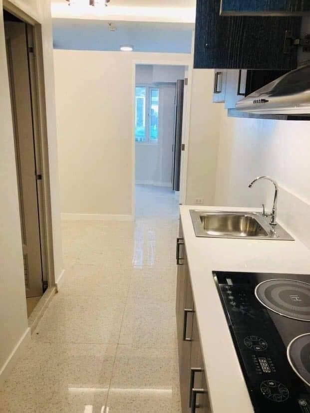 Studio type 1 Bedroom Victoria Sports Tower Station 2 For sale rent
