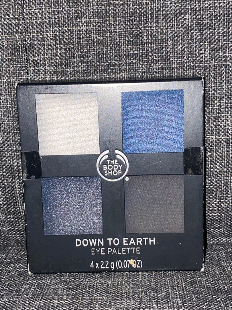 The body shop eye palette eye shadow eye palet down to earth, Kesehatan
