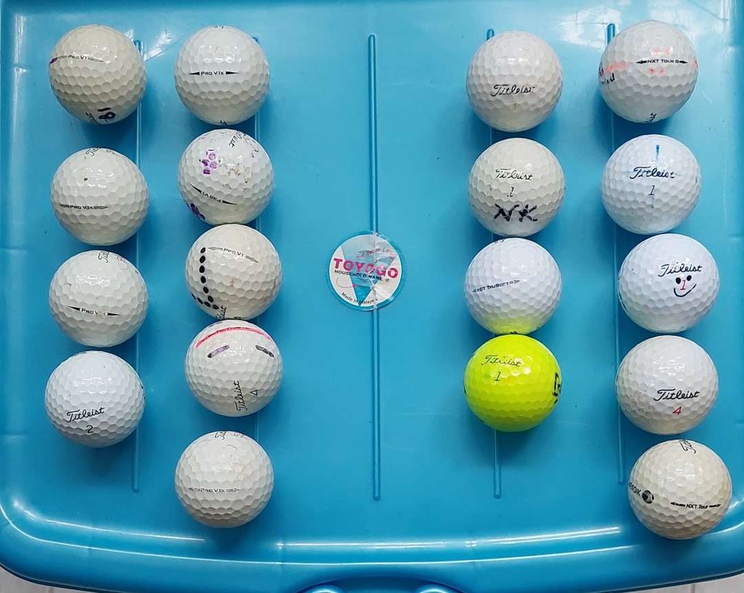 Titleist Golf Ball, Sports Equipment, Sports & Games, Golf on Carousell