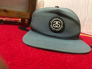 Topi stussy