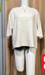 Uniqlo 3/4 Sleeve Cotton Top