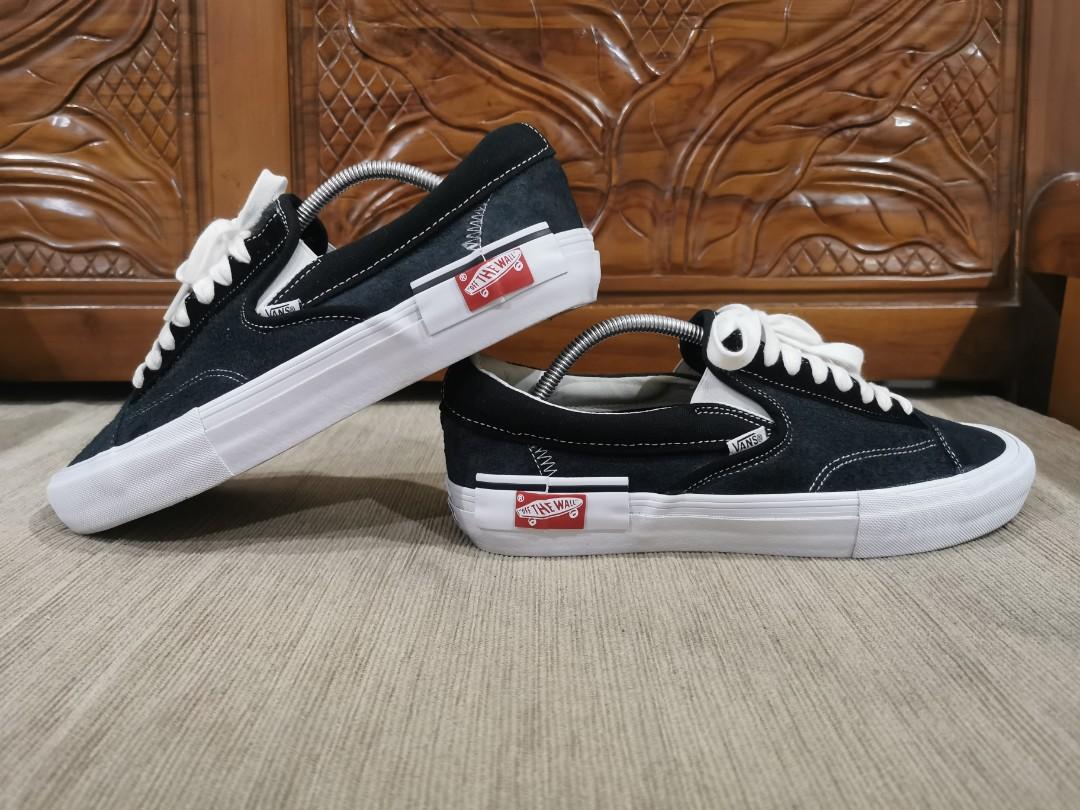 VANS VAULT SLIP ON CUT PASTE
