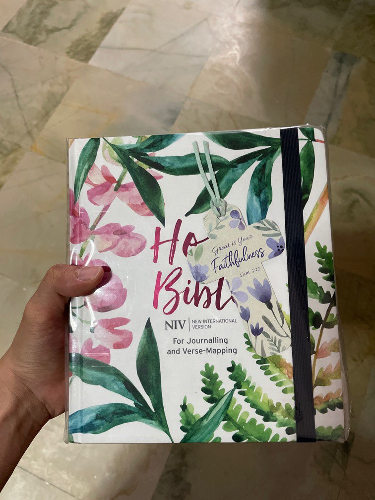 Wide Margin NIV Bible, Hobbies & Toys, Books & Magazines, Religion ...