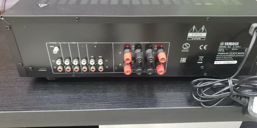 Yamaha AS 201合併機，65w每邊，有A，B組喇叭輸出，可接LP唱盤，有遙控，好力可推動大型座地喇叭，全新行貨。 1500, 音響器材, 其他音響配件及設備 Carousell