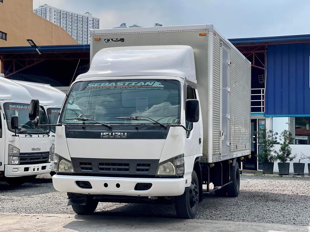 2022 Isuzu Elf Aluminum Closed Van 16.10ft. NPR with Side Door