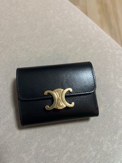 （分類：）位於 。 由 rosiernsy 提交（商品編號 1187746795，圖片 1）。簡介： 。