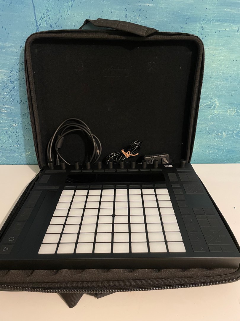 Ableton Push 2 控制器(二手；含硬盒、線材；無附軟體）, 興趣及遊戲