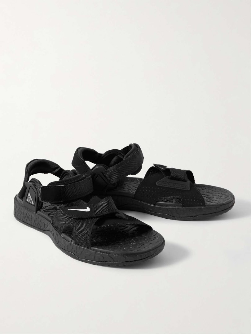 Nike acg air store deschutz triple black
