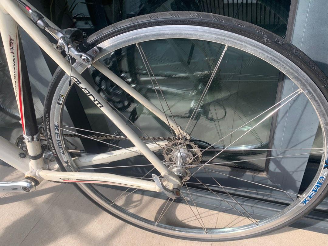 Avanti road bike bicycle, Sports Equipment, Bicycles & Parts, Bicycles