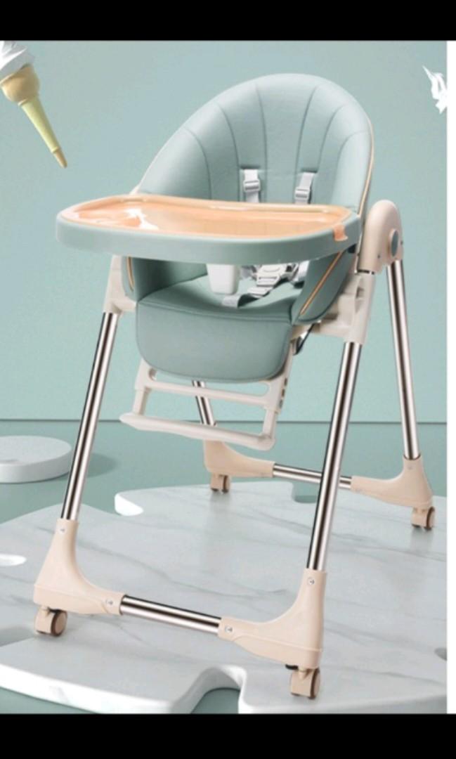 BARELY USED BABY HIGH CHAIR