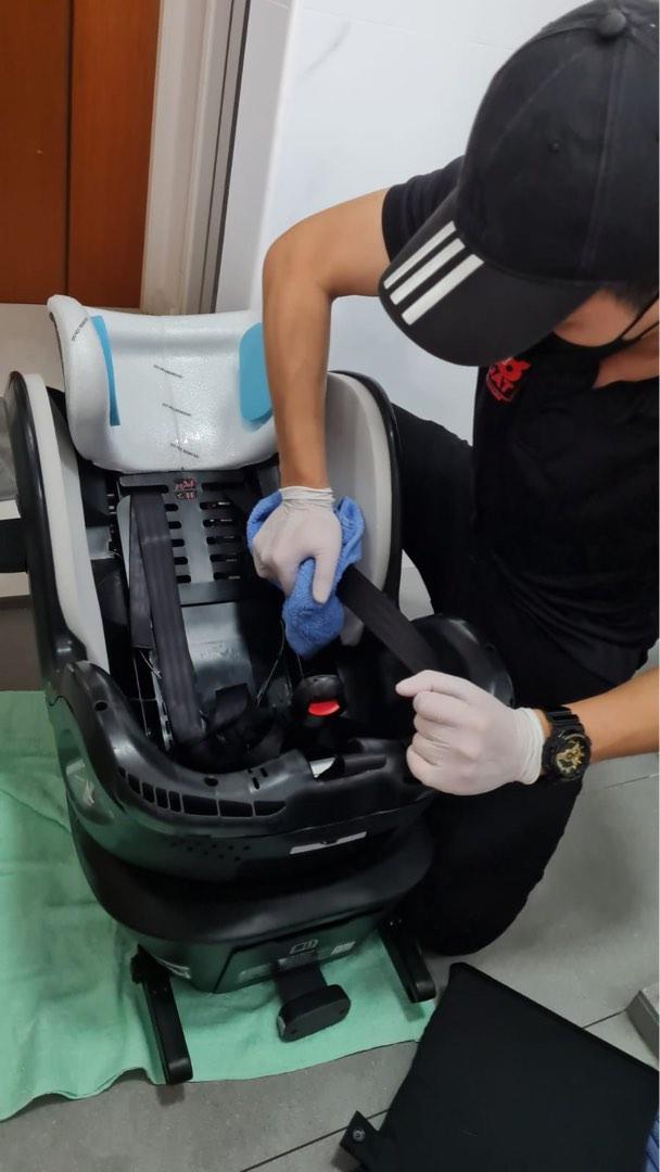 Car Seat Cleaning Service/ Deep Upholstery CleaningDry Vacuum Stain