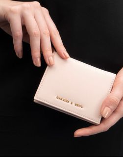 （分類：）位於 。 由 MT216 提交（商品編號 1187785184，圖片 1）。簡介： 。