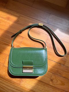 (Category: ) located in . Submitted by acaish (Listing ID 1187705211, Image 1). Description: .