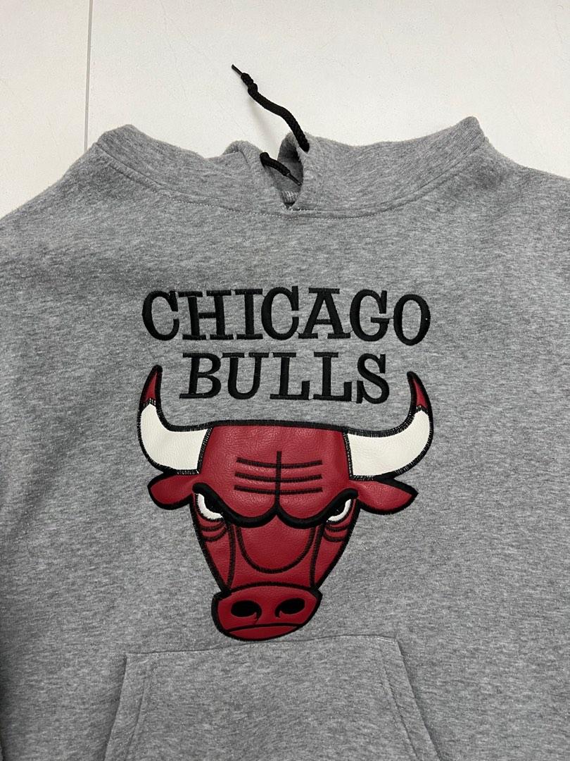 Chicago Bulls Hoodie Men s Fashion Tops Sets Hoodies on Carousell